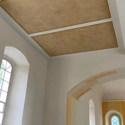 Kalligrafie an der Decke der Kirche in Streumen