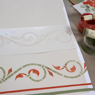Farbgestaltung Schablonenornament
